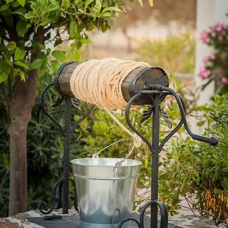 Euphoria Willa Jenadi